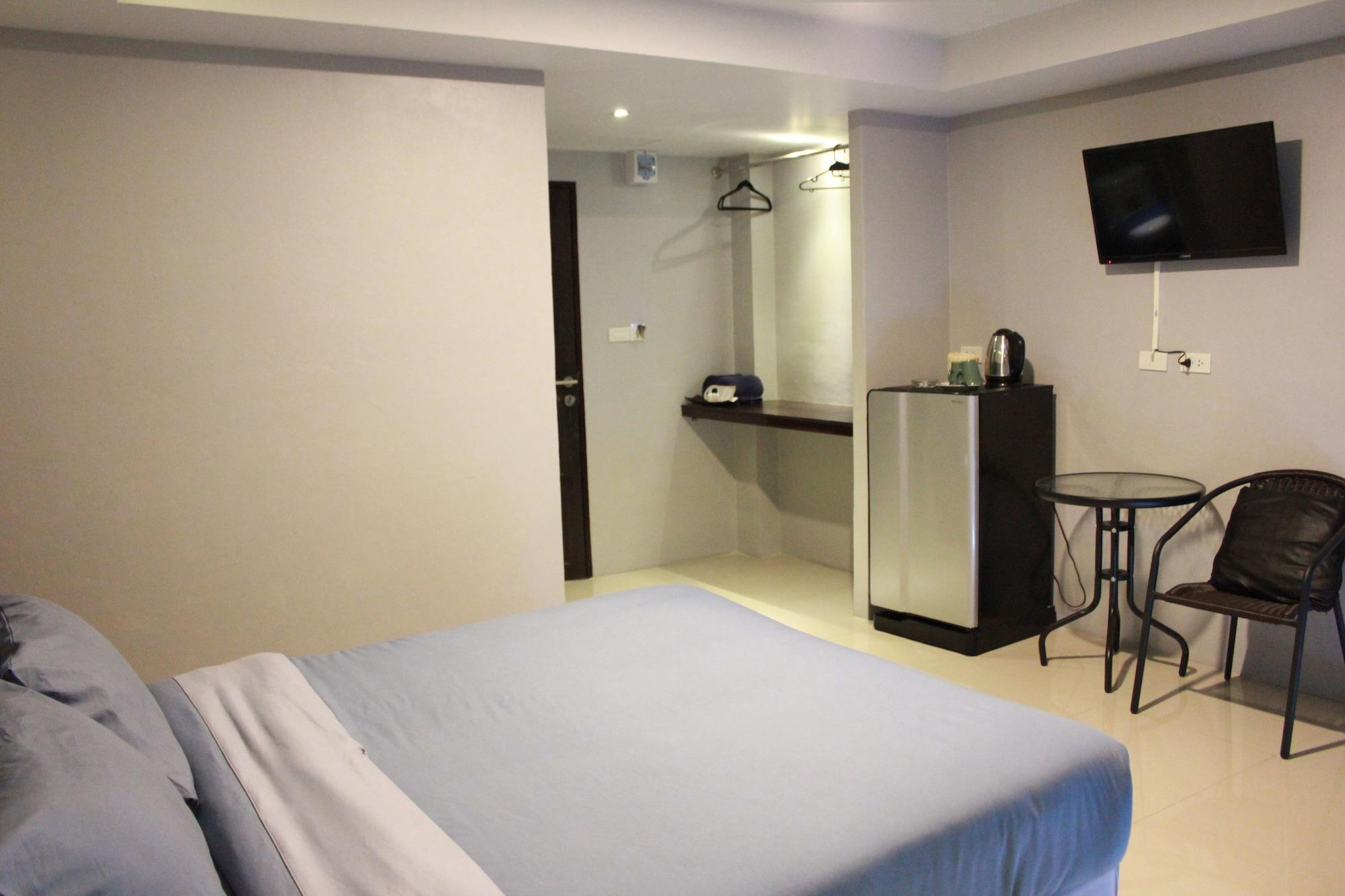 The Avail Hotel Пра Након Си Аютая Екстериор снимка