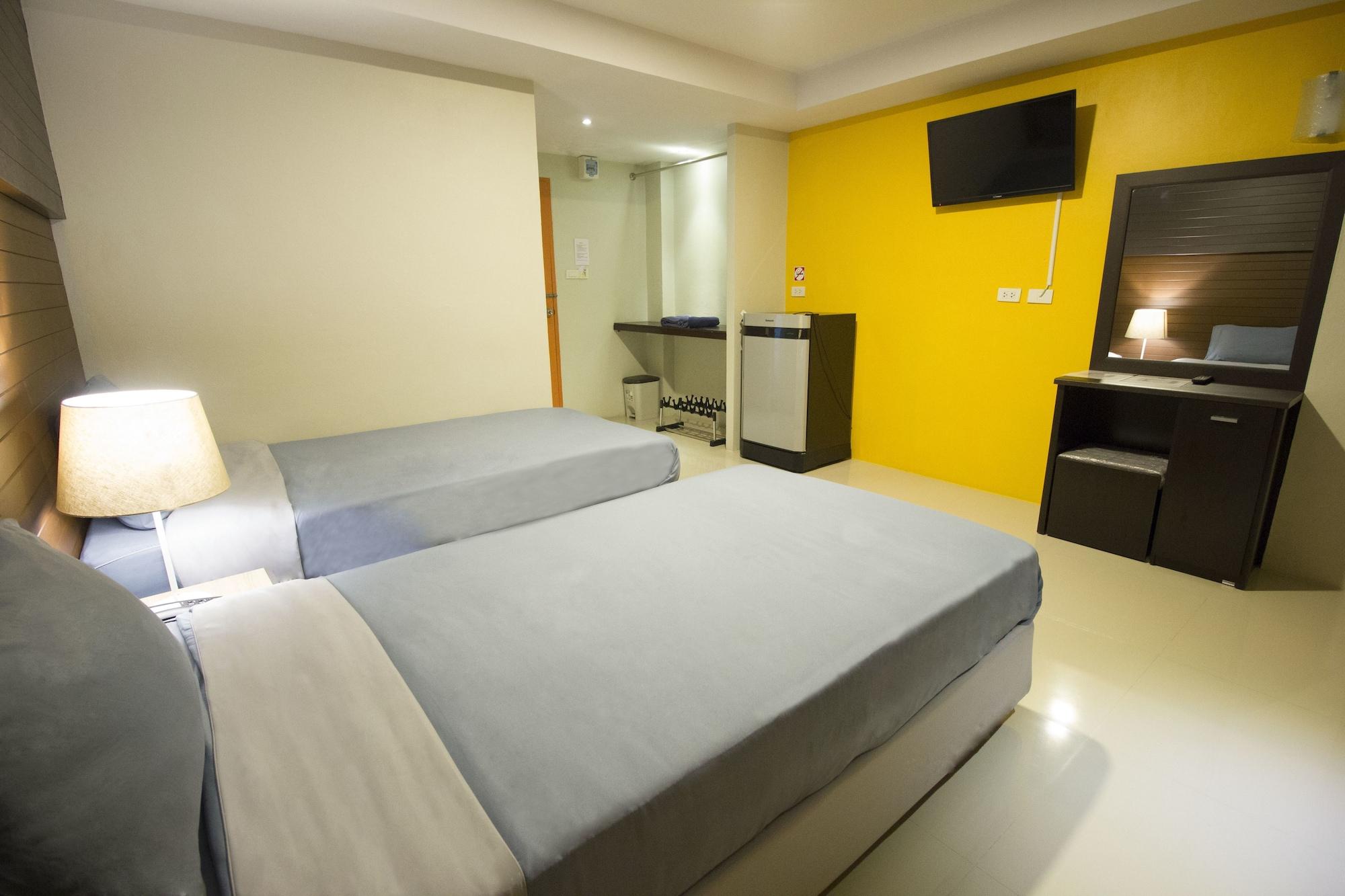 The Avail Hotel Пра Након Си Аютая Екстериор снимка