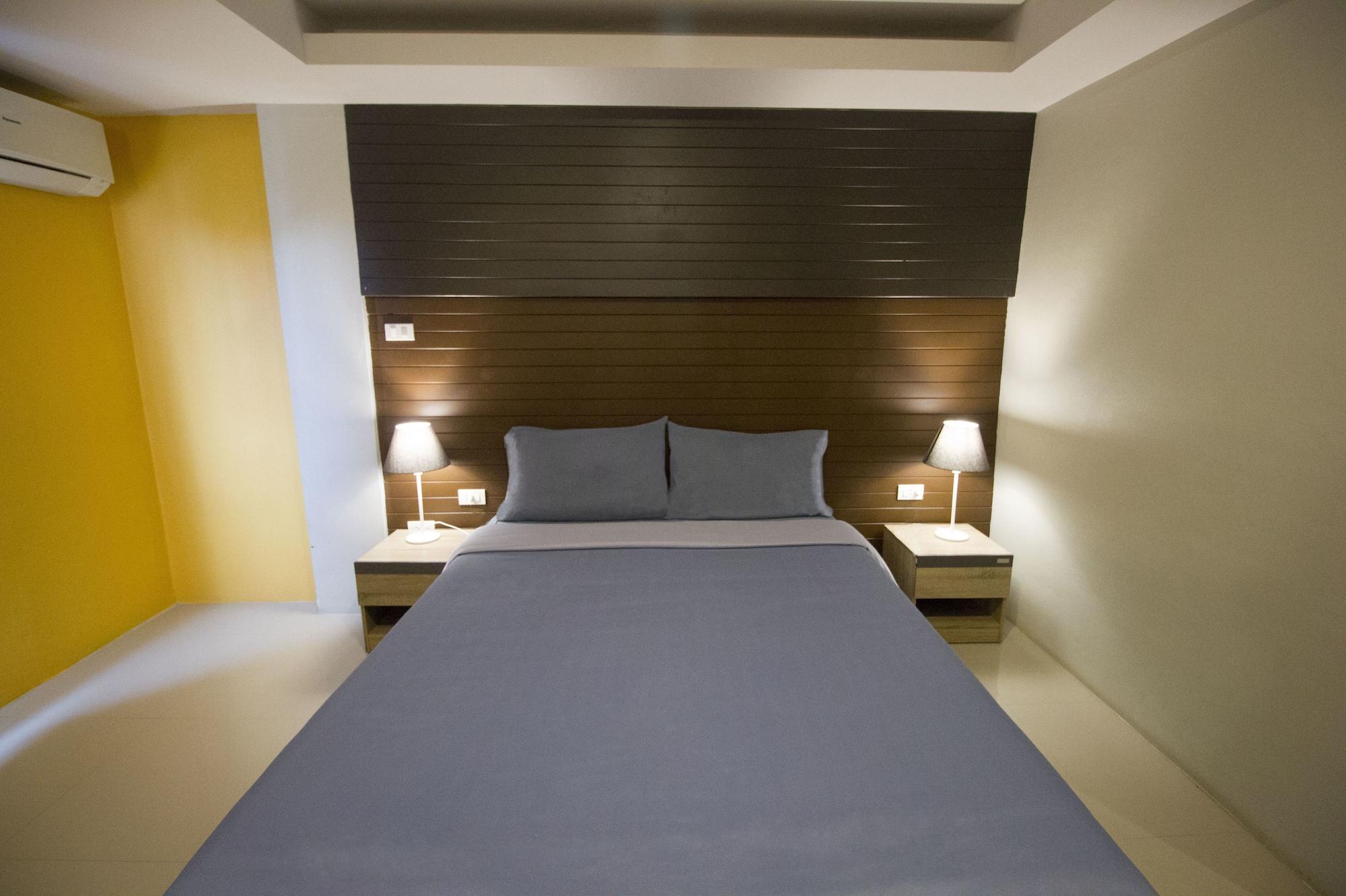 The Avail Hotel Пра Након Си Аютая Екстериор снимка